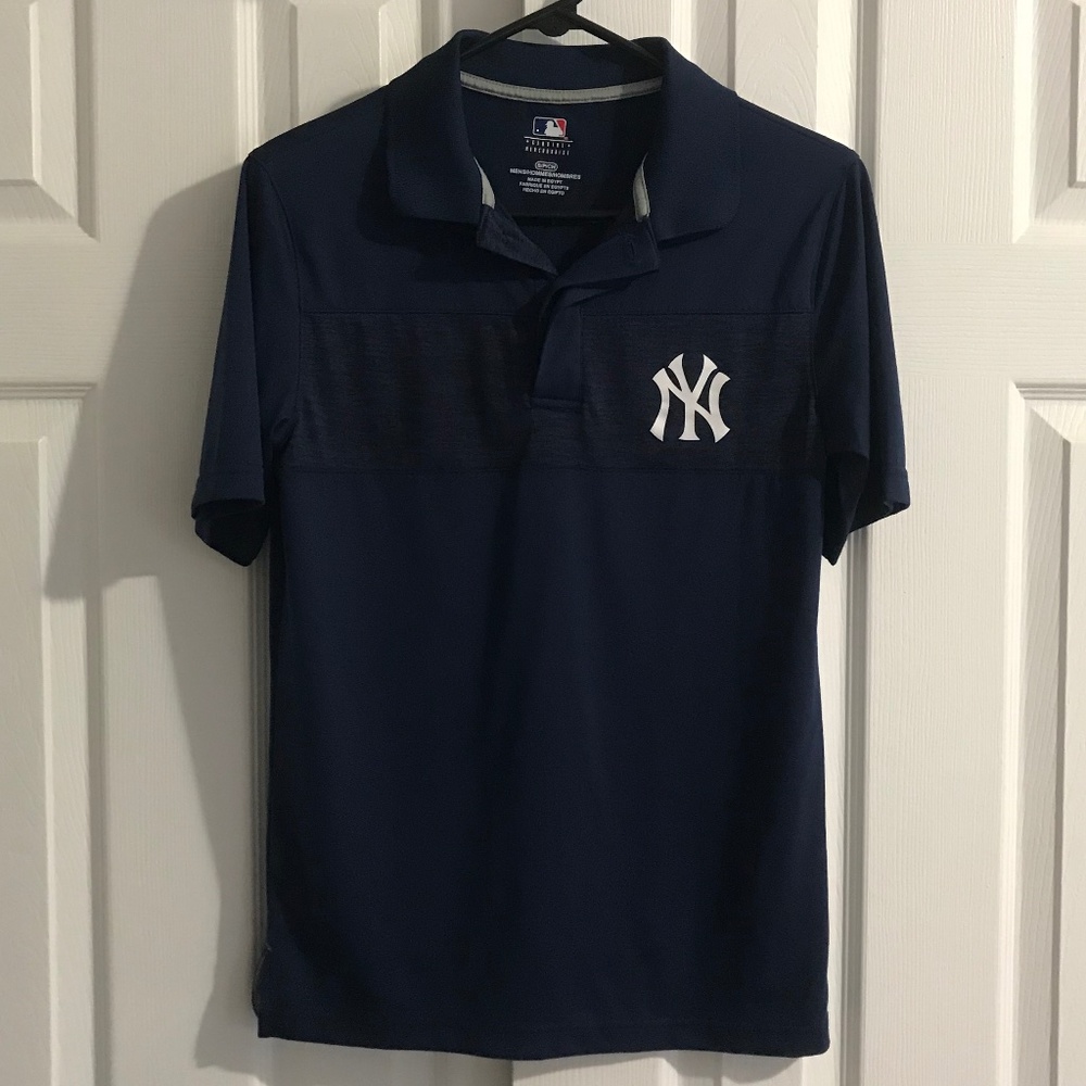 New York Yankees Shirt Size Small